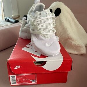 Brand new inbox, kids, Nike Presto all white